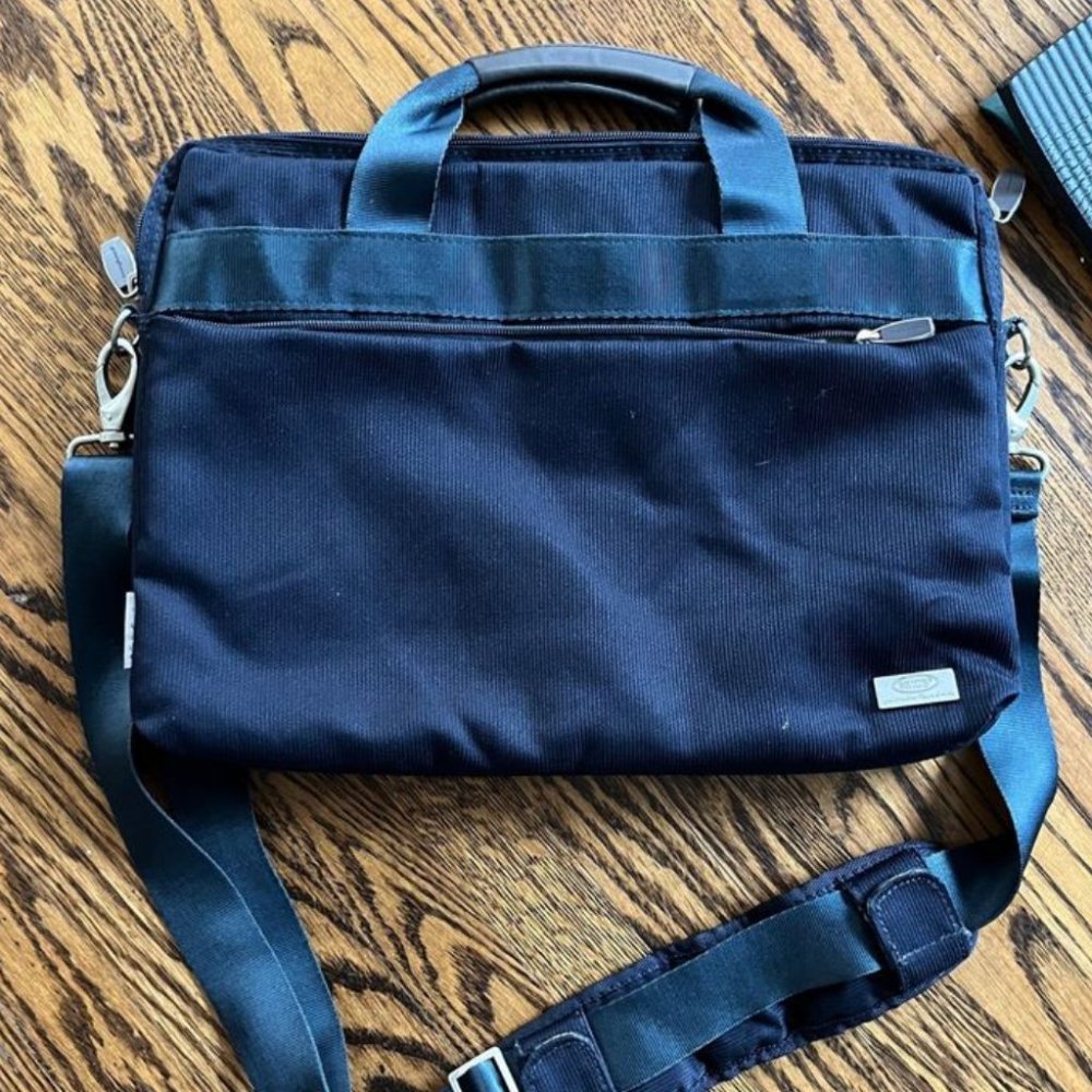 Blue Laptop Bag w/ Detachable Shoulder Strap